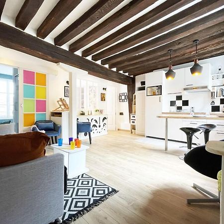 Arts Et Histoires Apartment Chartres Exterior photo