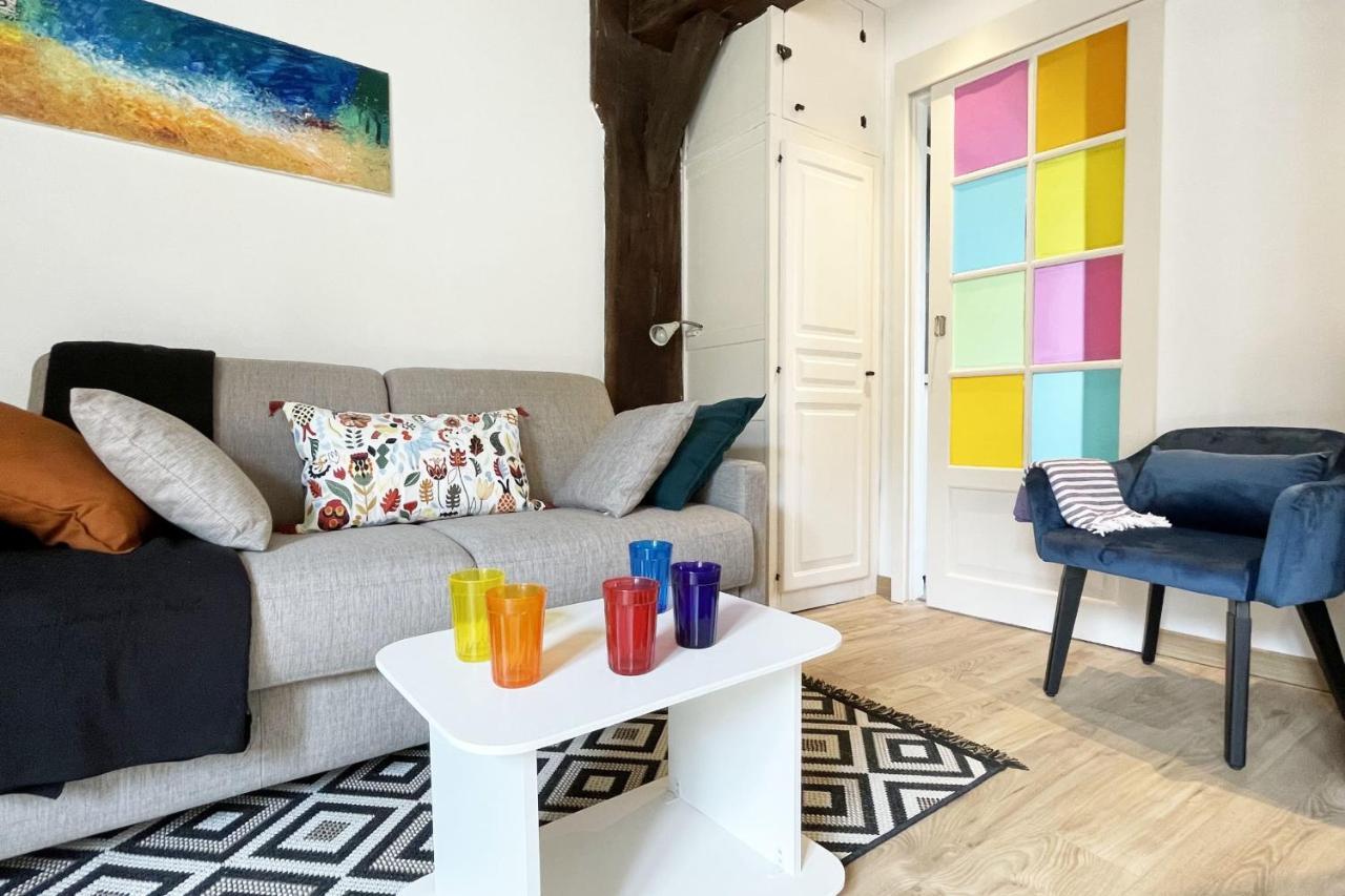Arts Et Histoires Apartment Chartres Exterior photo